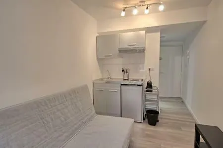201-studio Refait A Neuf Antibes